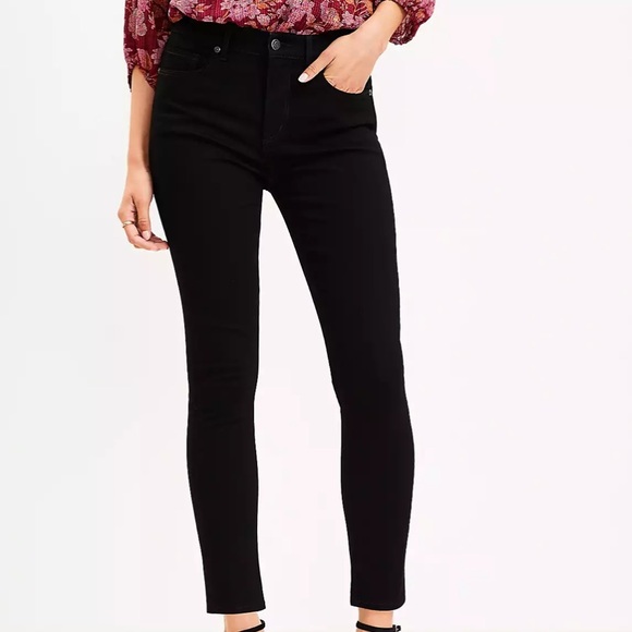 New without Tags - Loft Mid Rise - The Skinny Jeans - Black - Picture 2 of 8